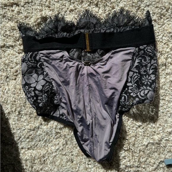 SKIVVIES by For Love & Lemons Loucette Lace Panty 🍋 - Picture 4 of 6